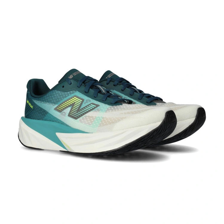 New Balance Rebel V5
