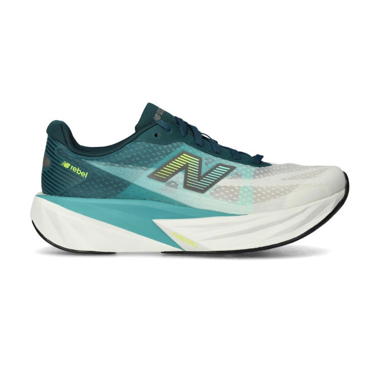 New Balance Rebel V5